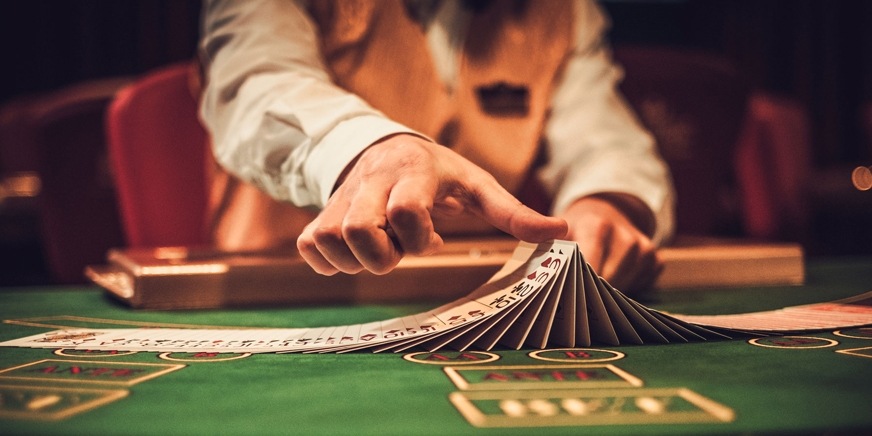 Advance play in casino tournaments